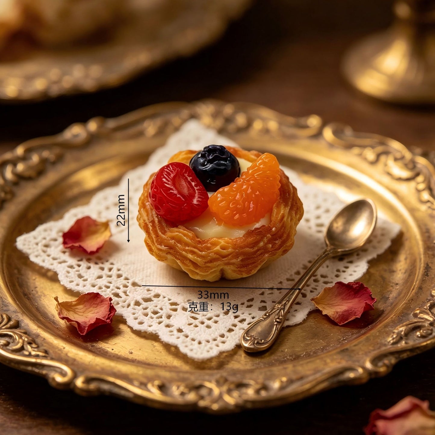 Large French-style fruit and cream egg tart miniature toy