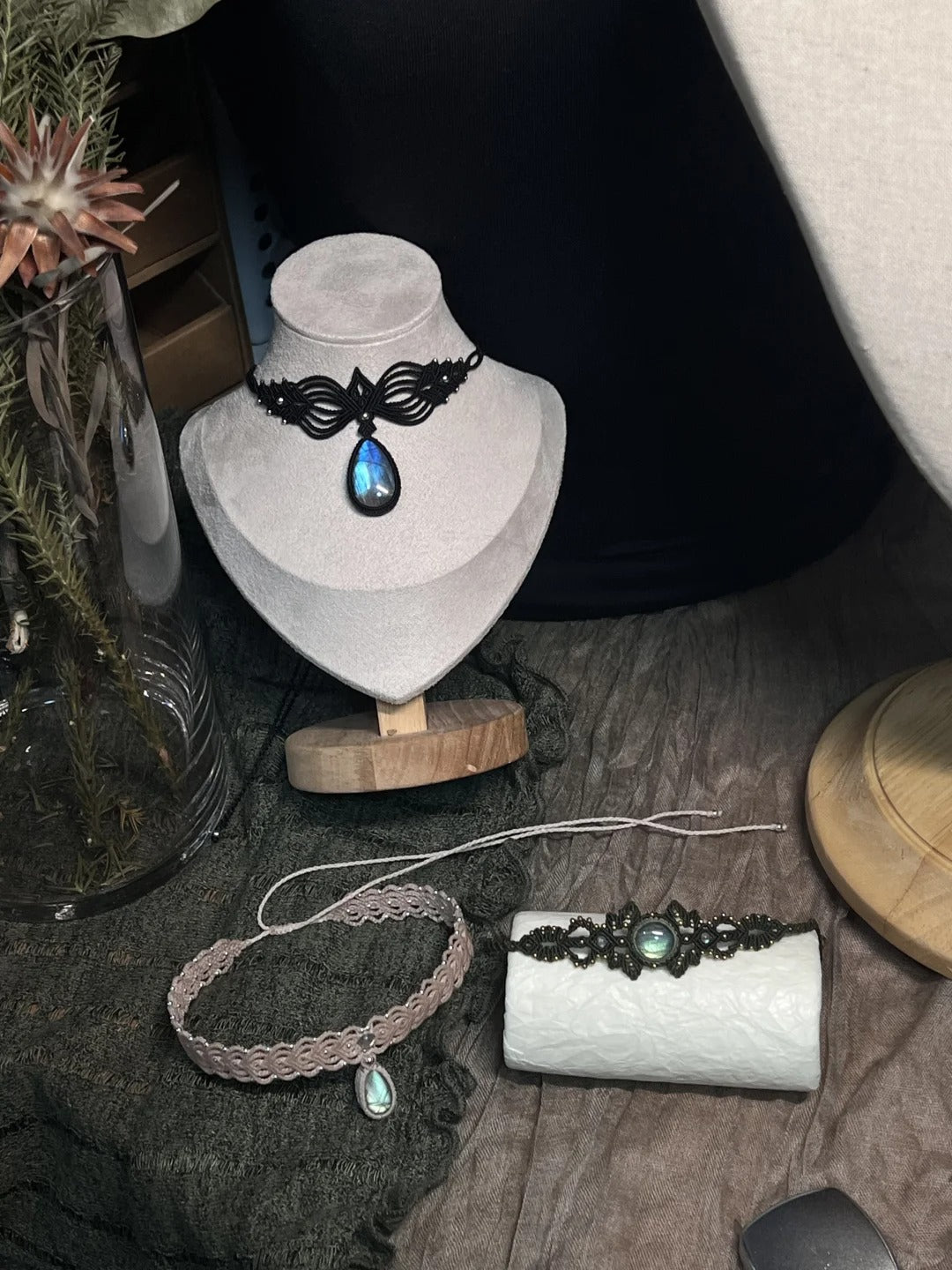 Crystal Weaver's Haven: Custom Gemstone Masterpieces
