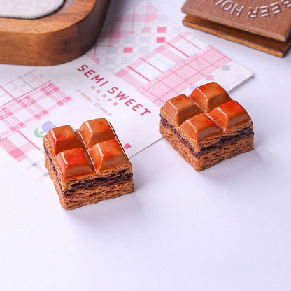 High-quality realistic miniature cakes and cookies