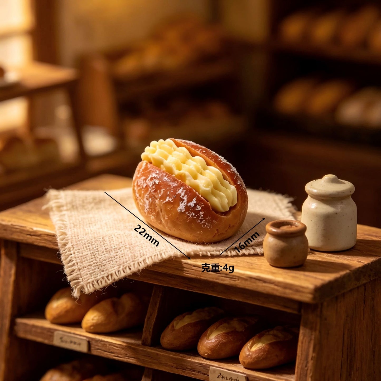 Cream-filled bread (realistic replica)