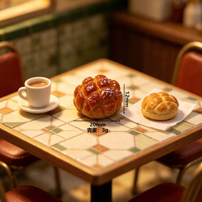 Realistic Pineapple Bun (Replica)